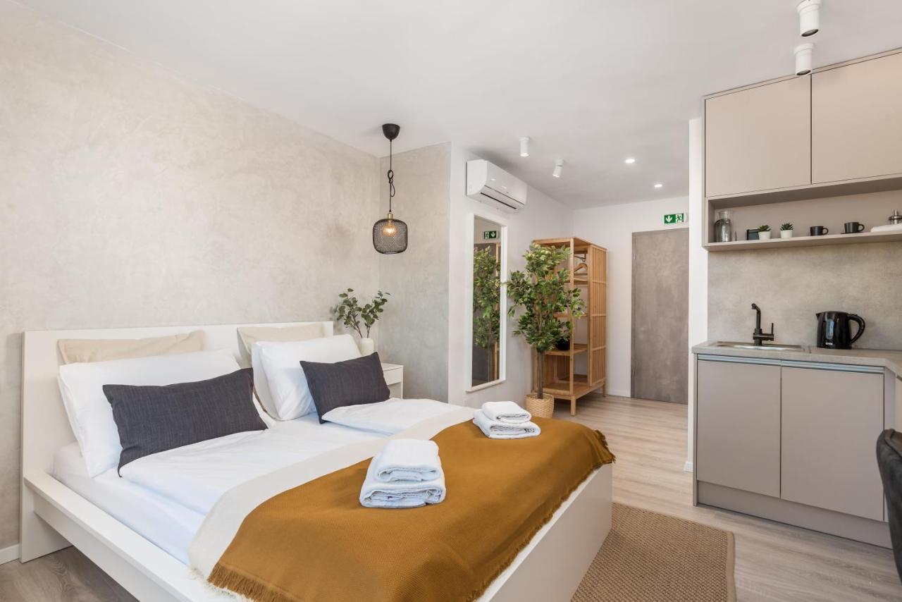 Apartments Penkala Rijeka Buitenkant foto