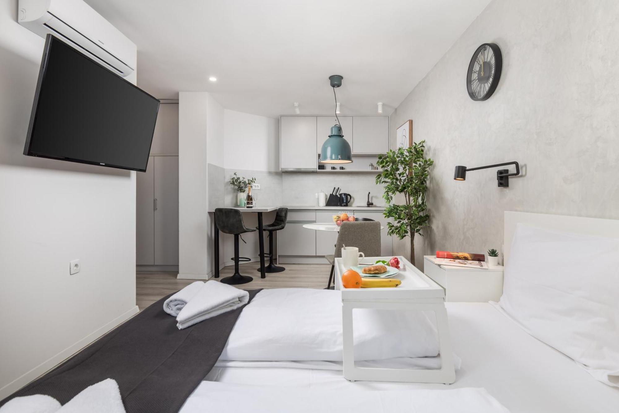 Apartments Penkala Rijeka Buitenkant foto